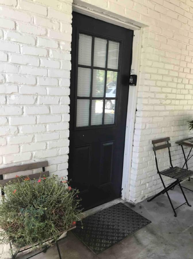 The Lafayette 'Tiny Home' Apartment Ngoại thất bức ảnh